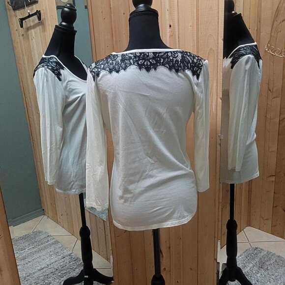 Talbots Small white  long sleeve top with 3/4 sleeves and black shoulder lace - Picture 2 of 6